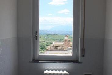 تختخواب و صبحانه Bellavista Bike Stop