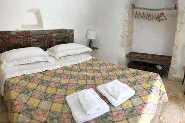 تختخواب و صبحانه Borgo Trulli 1789