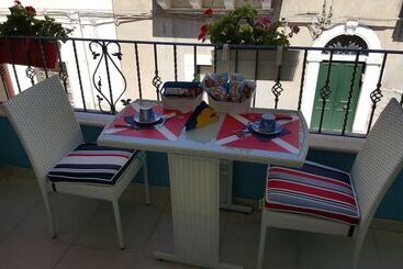 Carmenangel Bed And Breakfast