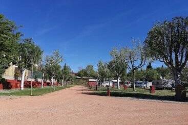 هتل Camping Benabarre