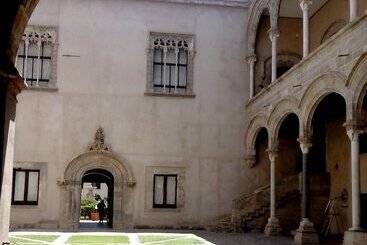 پانسیون Arimatea Accommodations