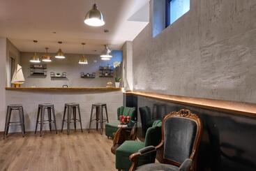 پانسیون La Via Del Porto Charme Rooms