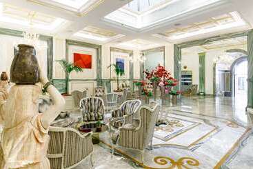 Aleph Rome Hotel Curio Collection By Hilton