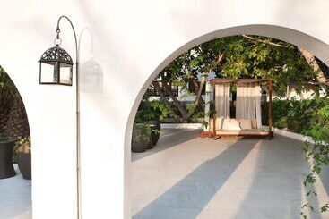 Apartamentos Sunset Oasis Ibiza Only Adults