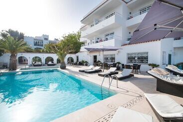 Apartamentos Sunset Oasis Ibiza   Only Adults