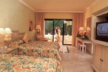 Grand Palladium Colonial Resort & Spa - All Inclusive