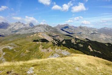 هتل Abadia Del Pirineo