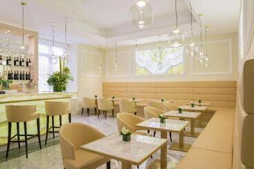 Aleph Rome Hotel Curio Collection By Hilton