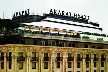 هتل Ararat Park Hyatt Moscow
