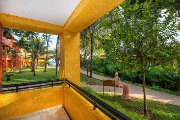 هتل Iberostar Waves Quetzal
