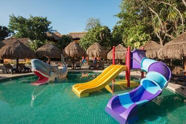 هتل Iberostar Waves Quetzal