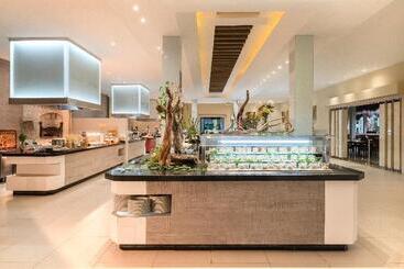 هتل Iberostar Waves Quetzal
