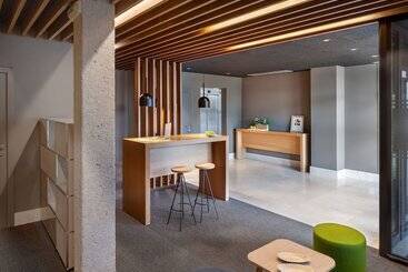 هتل Ibis Styles Pamplona Noain