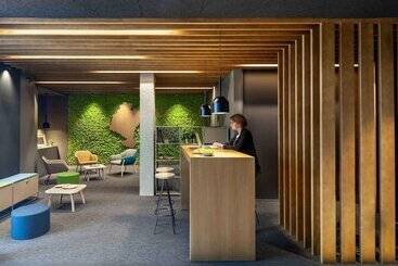 هتل Ibis Styles Pamplona Noain