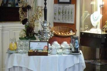 هتل Logis Le Midland