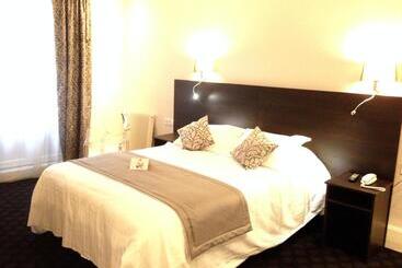 هتل Logis Le Midland