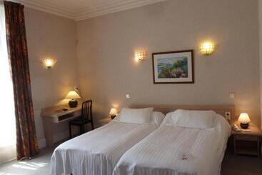 هتل Logis Le Midland