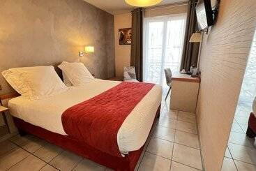 هتل Logis Hôtel Restaurant Azalées