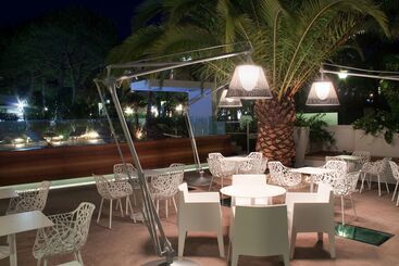 هتل Select Suites & Spa   Apartments