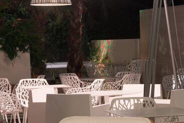 هتل Select Suites & Spa   Apartments