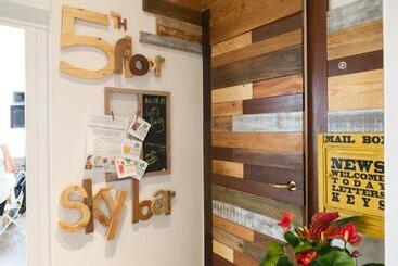 هتل Select Suites & Spa   Apartments
