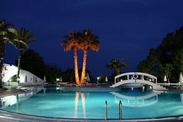 هتل Sol Azur Beach