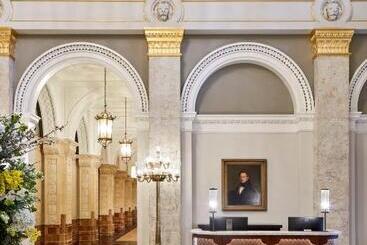 هتل The Clermont London Victoria