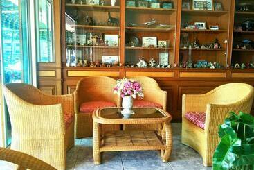 هتل Thepparat Lodge Krabi