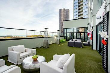 هتل W Chicago  Lakeshore