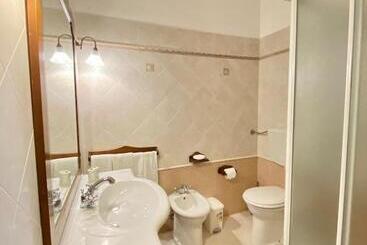 تختخواب و صبحانه Baglio Cusenza Rooms