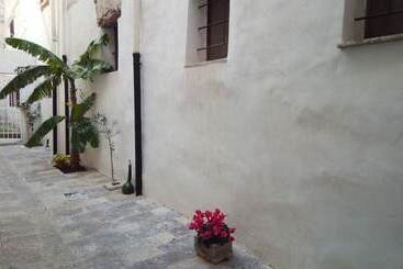 B&b Garibaldi