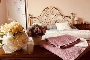 تختخواب و صبحانه Bed&breakfast Benedetta