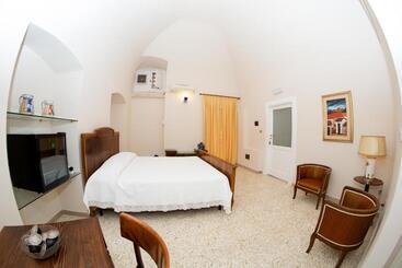 تختخواب و صبحانه Casa Catalano