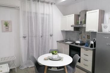 تختخواب و صبحانه Vacanze Home