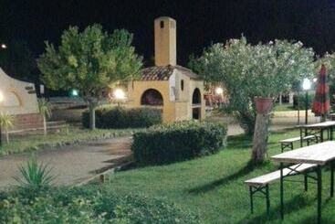 Резиденция Villaggio Turistico Le Meridiane