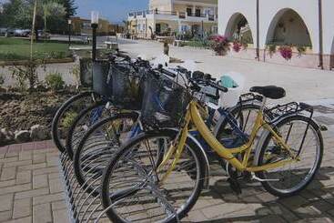 Резиденция Villaggio Turistico Le Meridiane