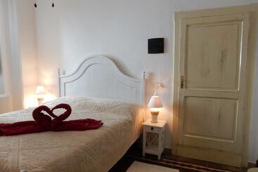 B&b Eleonora D Arborea