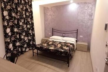 تختخواب و صبحانه Albano Station Rooms