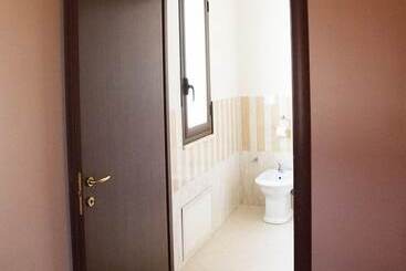 Bed And Breakfast Piano Del Re