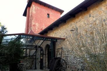 Hotel Rural La Torre Rossa