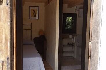 Hotel Rural La Torre Rossa