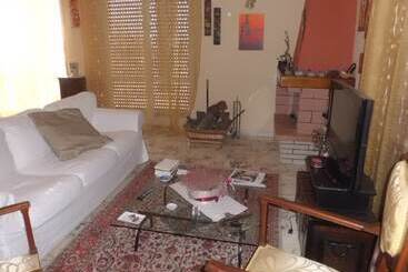 پانسیون At Armando S Home