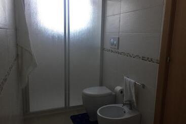 B&b L  Aurora