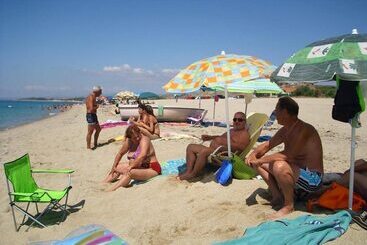 هتل Camping Lo Ionio