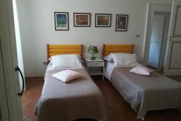 پانسیون La Casa Di Astrea