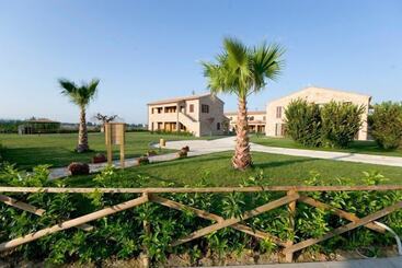 Residence Casale Torrenova Al Conero