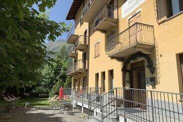 R.t.a. Hotel Monte Rosa