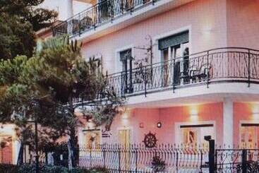 Servano S Villas