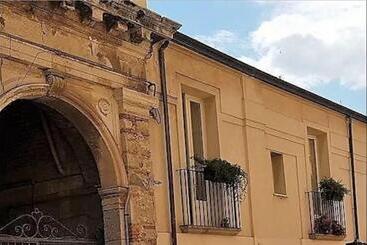 تختخواب و صبحانه Casa Di Ida
