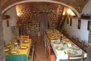 تختخواب و صبحانه Fattoria La Tana Della Volpe